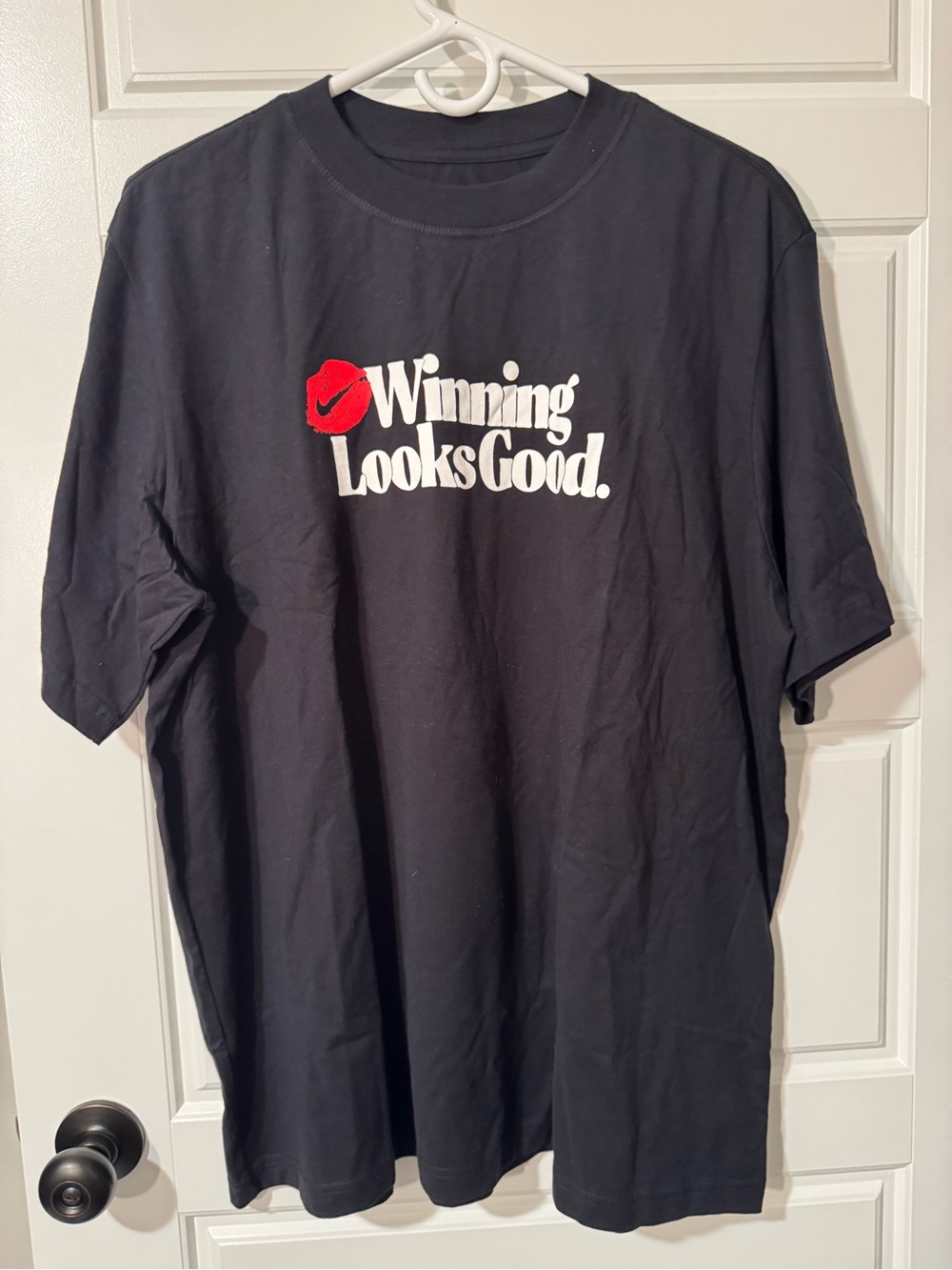 NWT Nike Winning Looks Good Loose Fit Cotton T-Shirt, Black, Size Large